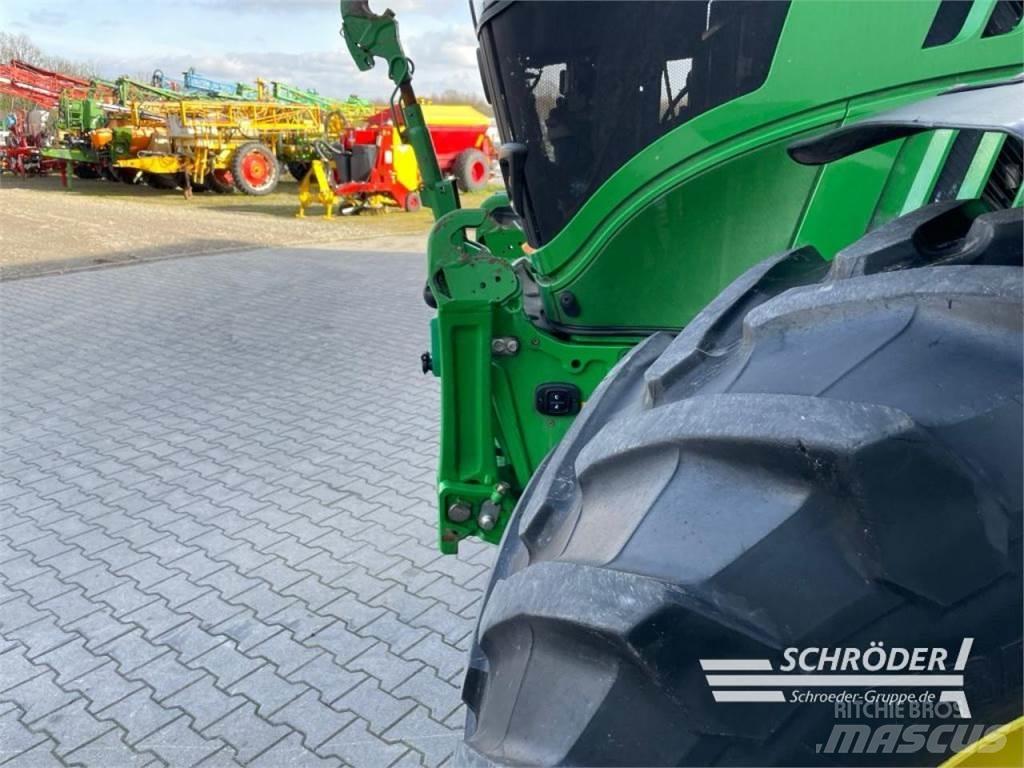 John Deere 6175 R Трактори