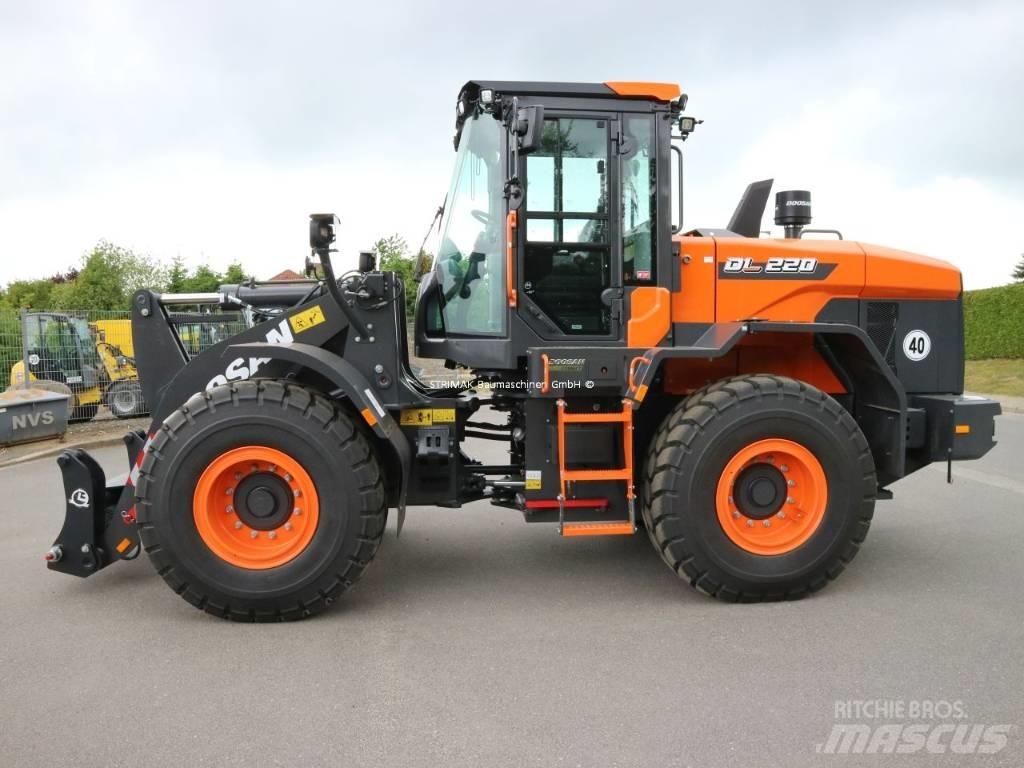 Doosan DL 220-7 Колесни товарачи