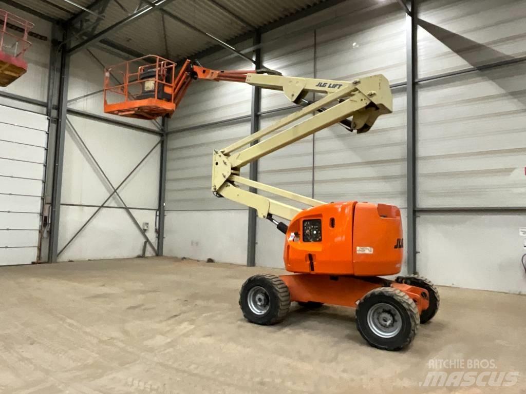 JLG 450 AJ Съчленени стрелови подемници