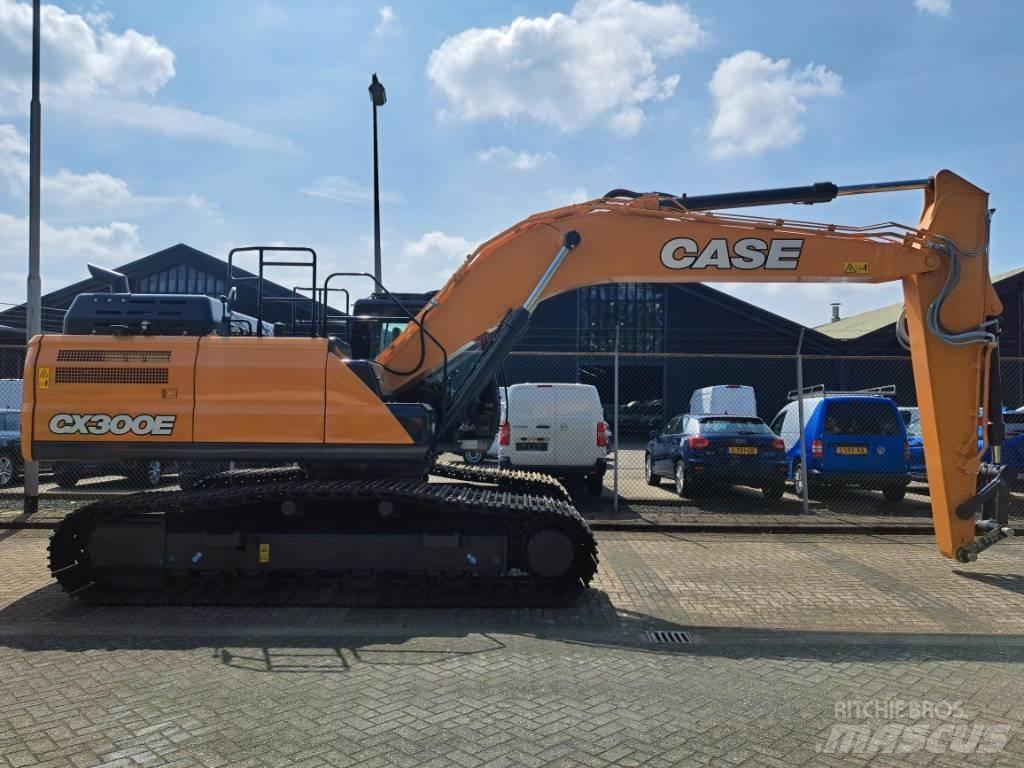 CASE CX300E Верижен екскаватор
