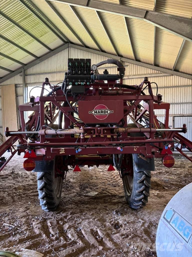 Hardi 2800 Прикачни пръскачки
