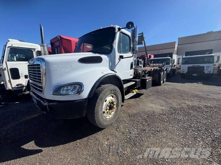 Freightliner M2 Разглобяеми надстойки