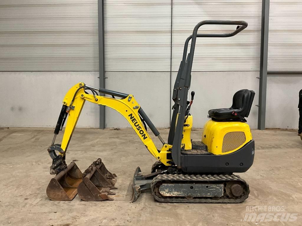 Neuson 803 Мини екскаватори < 7 т