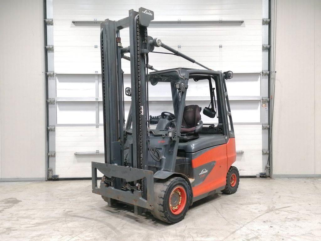 Linde E40H-01/600 Електрически вилични кари-повдигачи