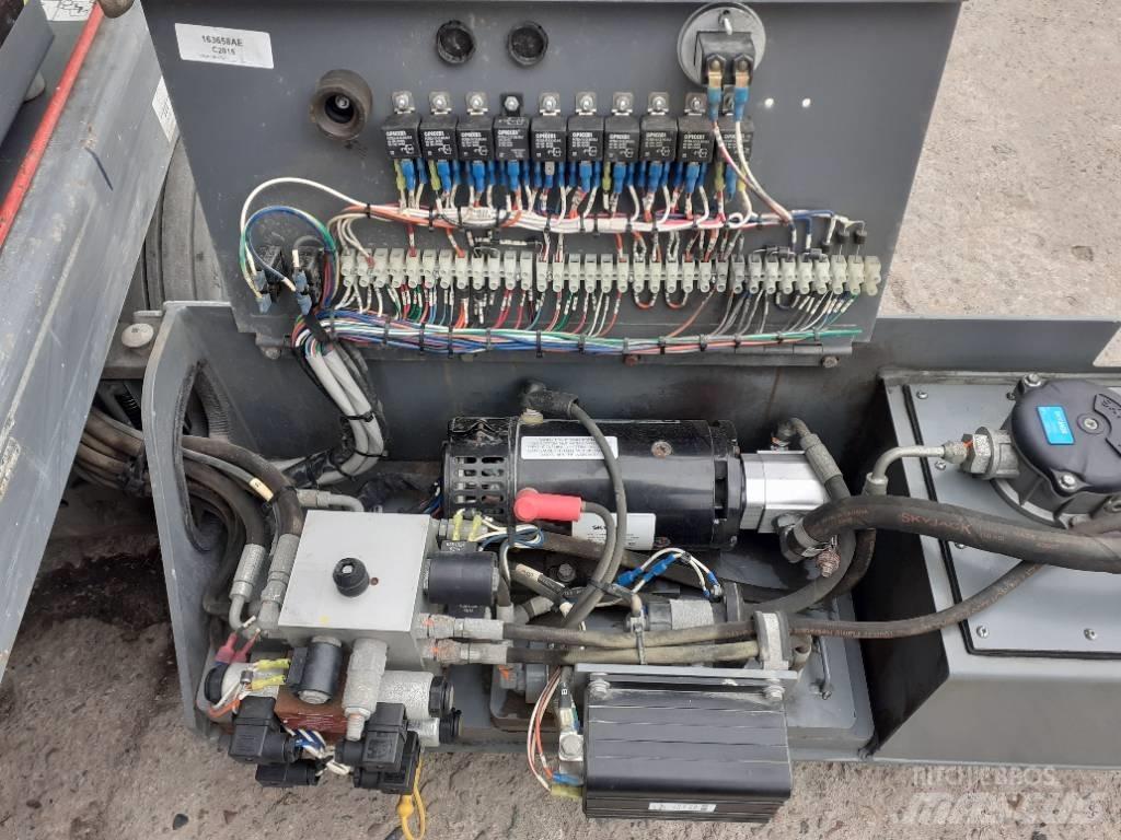 SkyJack SJ III 4632 Ножични работни платформи