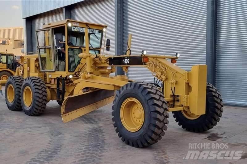 CAT  140G Грейдери
