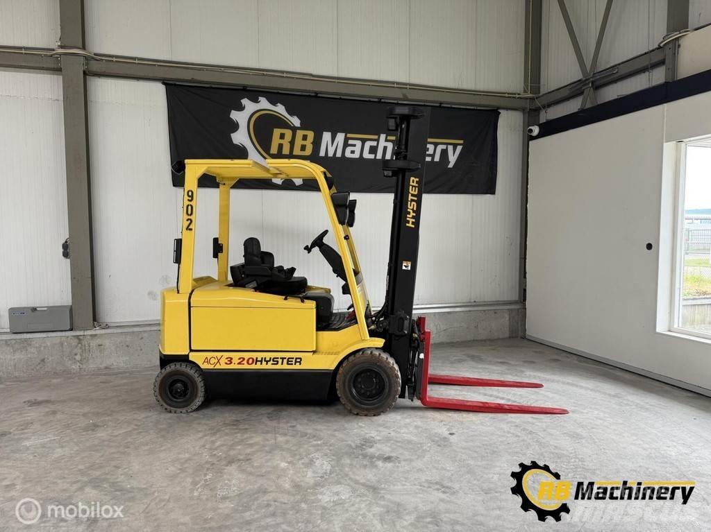Hyster J3.20XM-861 Вилични кари-повдигачи - други