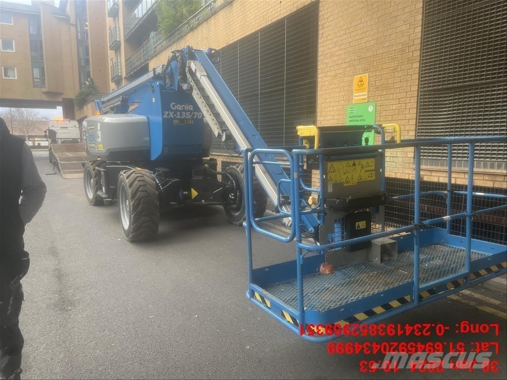 Genie ZX 135/70 Съчленени стрелови подемници