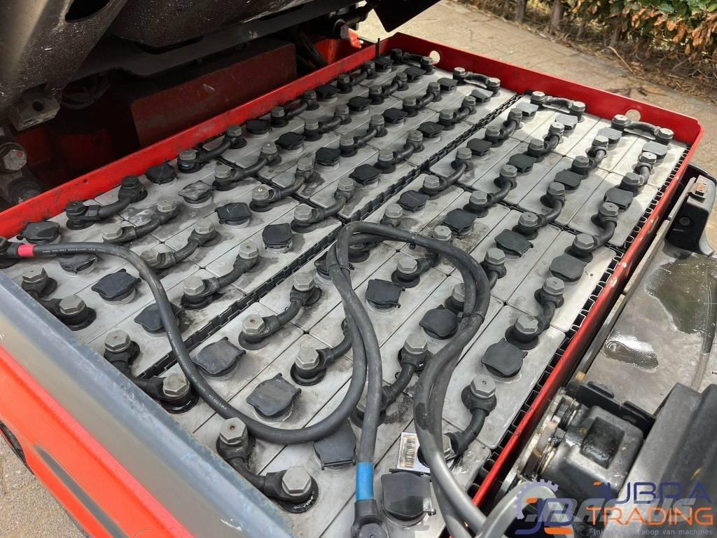 Linde E25-01 Електрически вилични кари-повдигачи