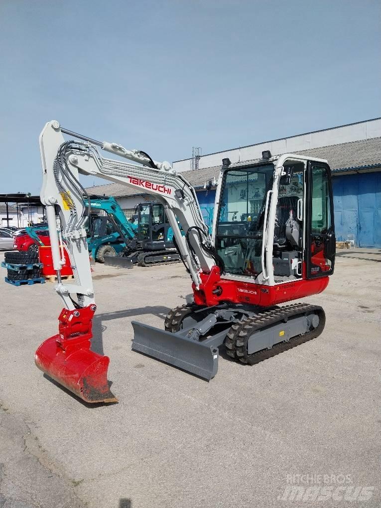 Takeuchi TB230 Мини екскаватори < 7 т