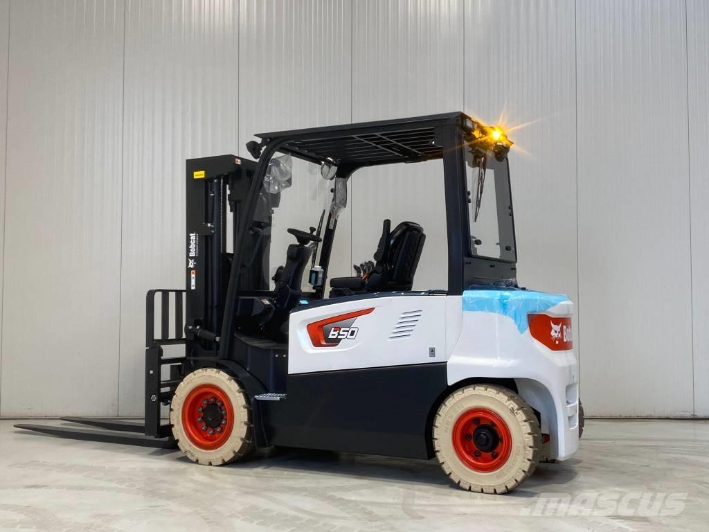 Bobcat B50XC-7 Електрически вилични кари-повдигачи