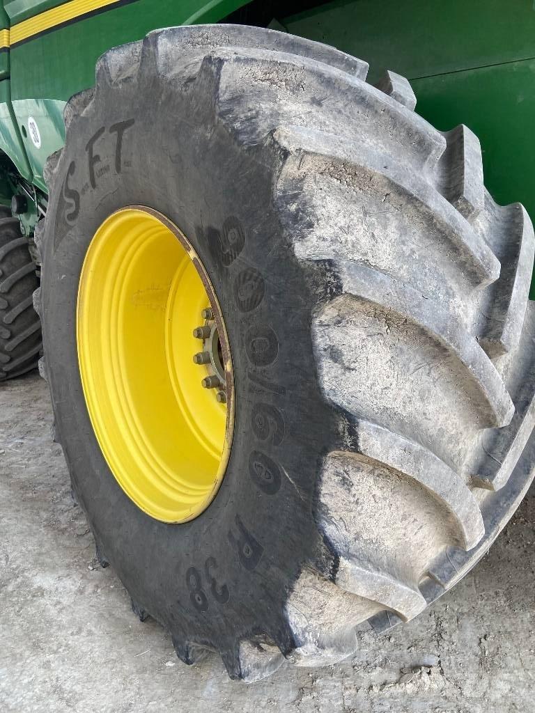 John Deere S 670 i Комбайни
