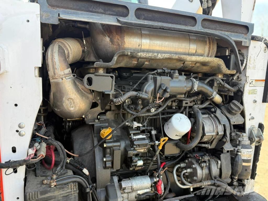 Bobcat T 770 Верижен товарач