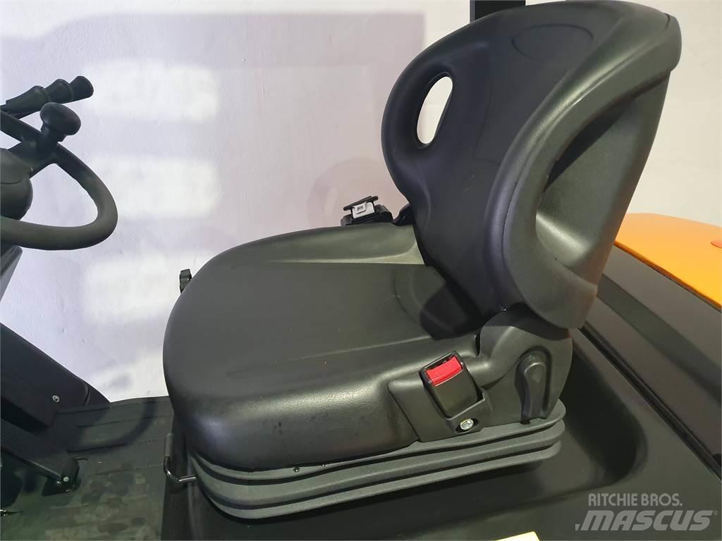  CPCD25T8 S4S Дизелови камиони