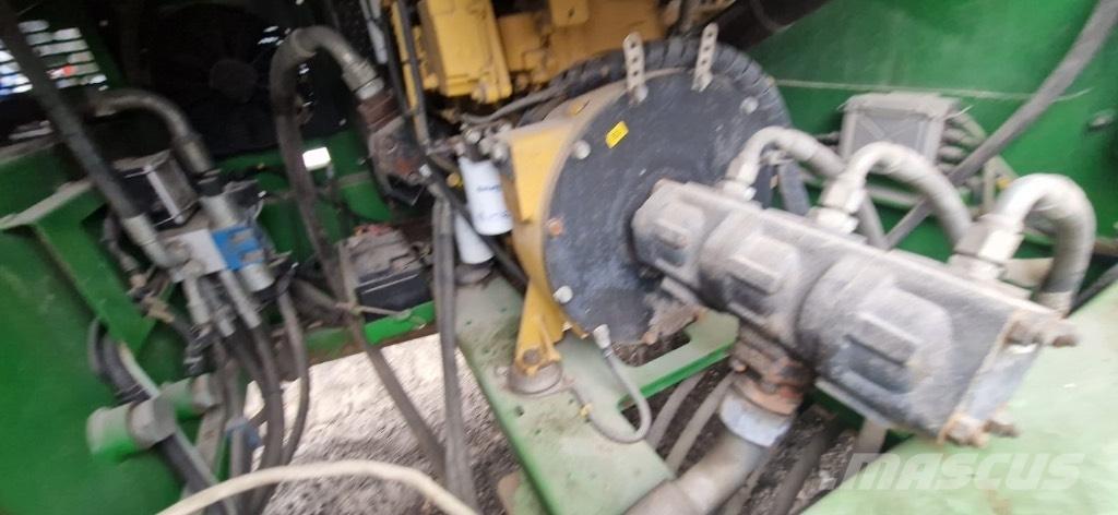 McCloskey R155 Мобилни скрийнери
