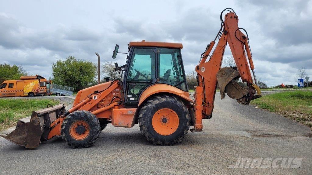 Fiat-Hitachi FB 100 Товарач със заден ексватор