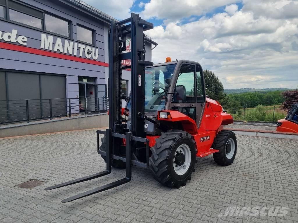 Manitou M26-4 Камиони за херавни местности