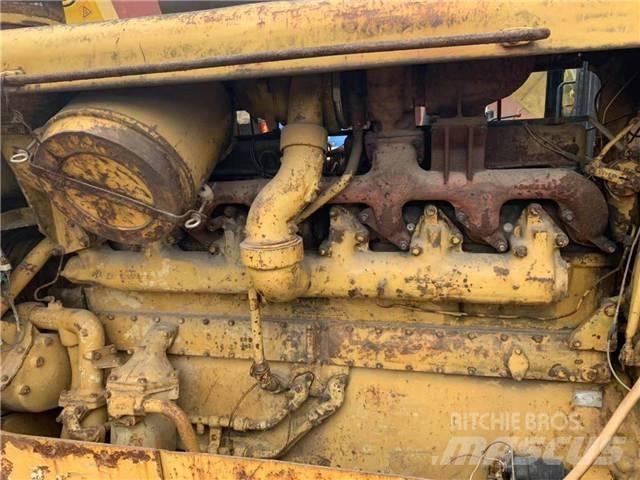 CAT D 8 K Верижни булдозери
