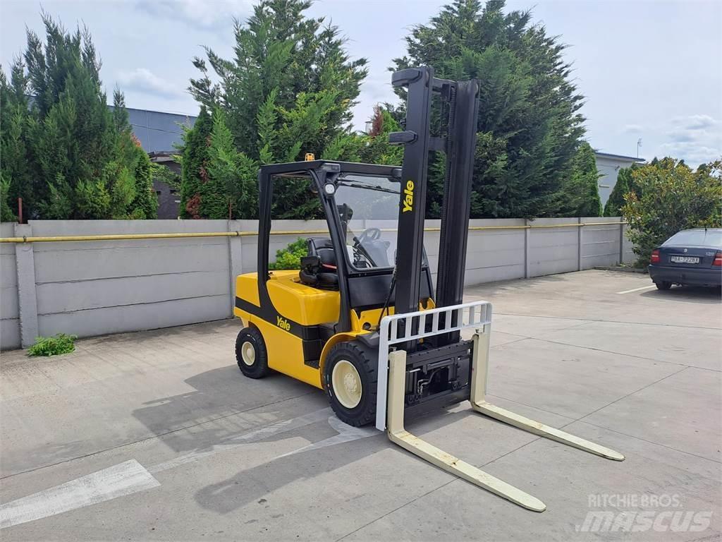 Yale GDP35VX Дизелови камиони