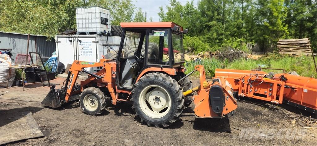 Kubota GT26 Компактни трактори