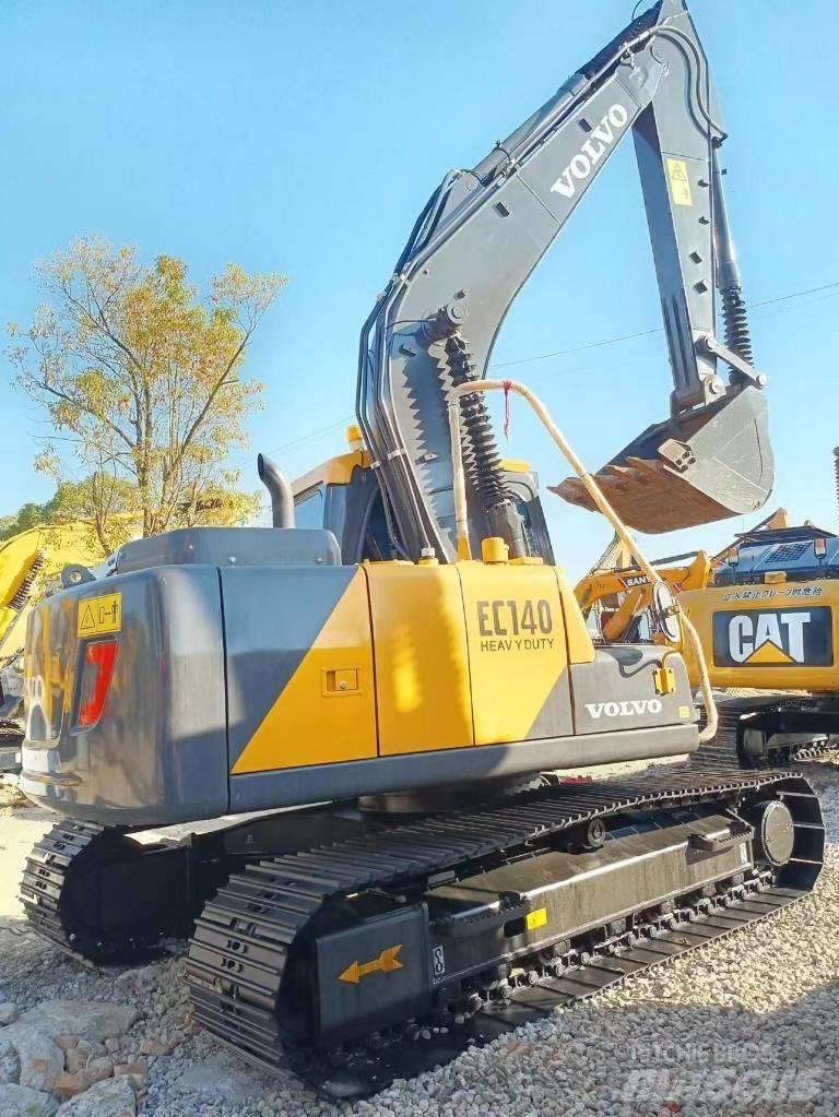 Volvo EC 140 Средни екскаватори 7т - 12т