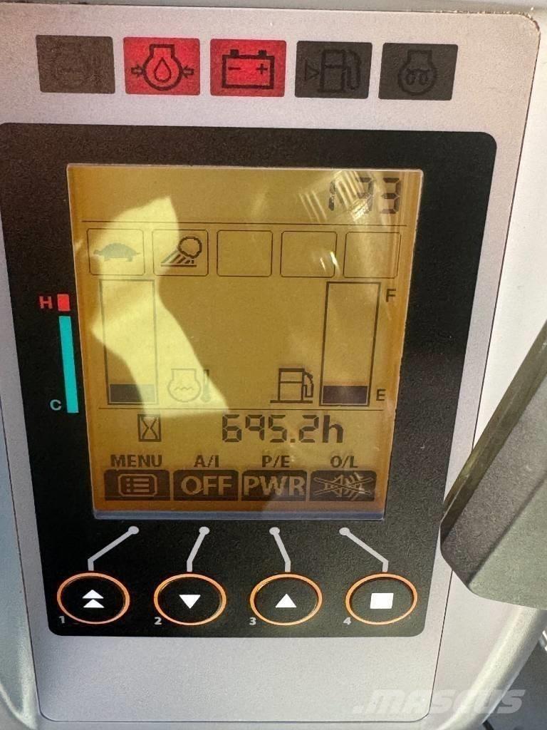 Airman AX 38 U-6 A Мини екскаватори < 7 т