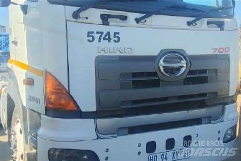 Hino 700 2841 Други