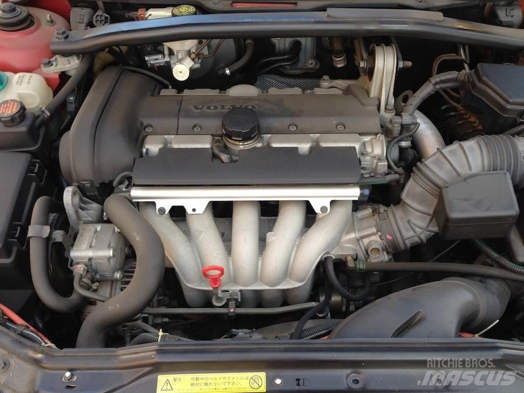 Volvo LA-SB5244W Коли