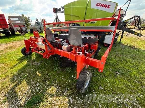 Nicolas Sam 12 Редосеялки