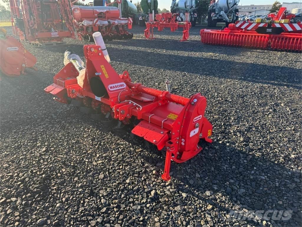 Maschio H 205 Работа по подготовка на почвата
