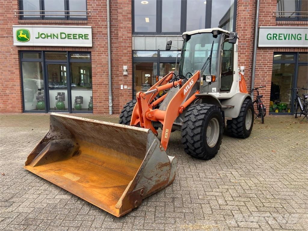 Atlas 80 Колесни товарачи