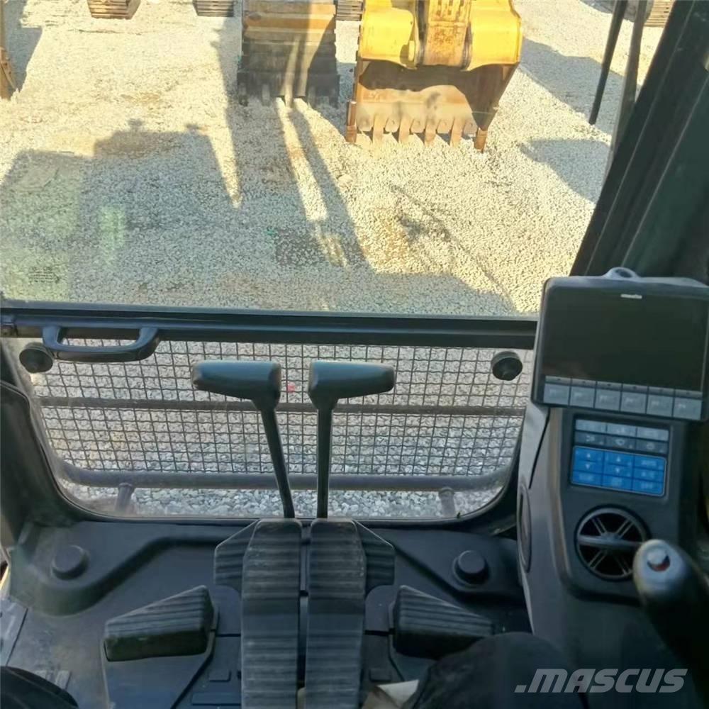 Komatsu PC450-8 Верижен екскаватор