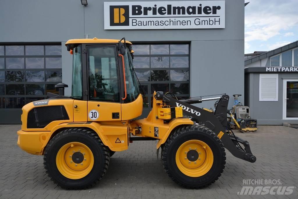 Volvo L 35 HS Колесни товарачи