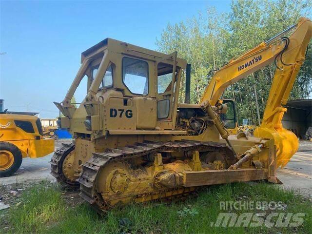 CAT D 7 G Верижни булдозери
