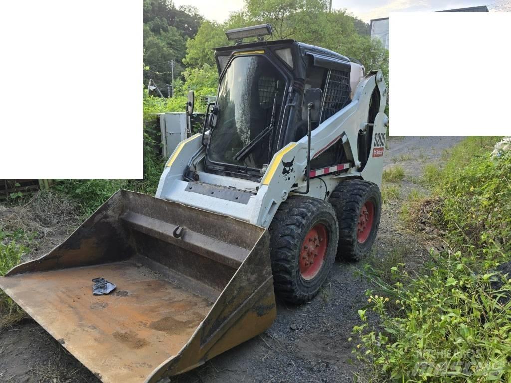 Bobcat S 205 Мини товарачи
