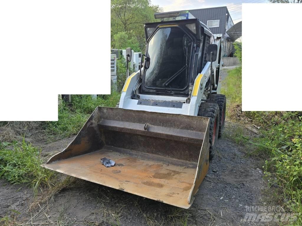 Bobcat S 205 Мини товарачи
