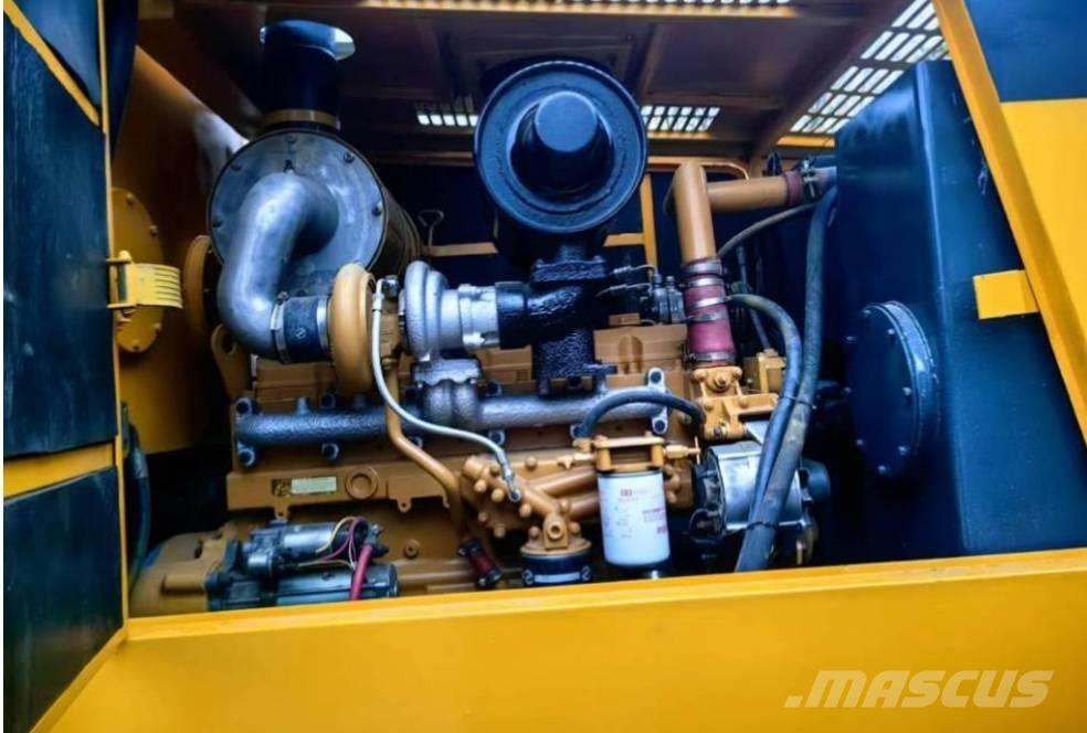 XCMG GR 215 Грейдери