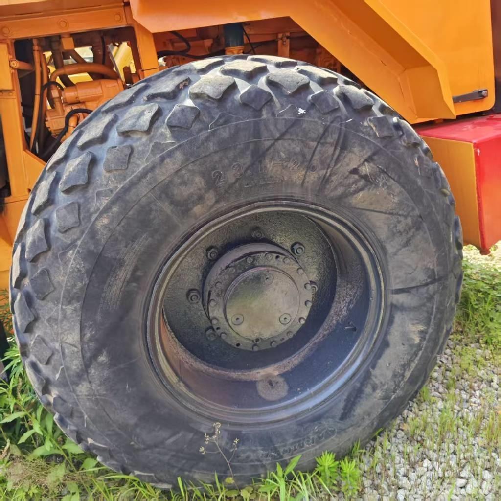 Dynapac CA251D Еднобарабанни ролки
