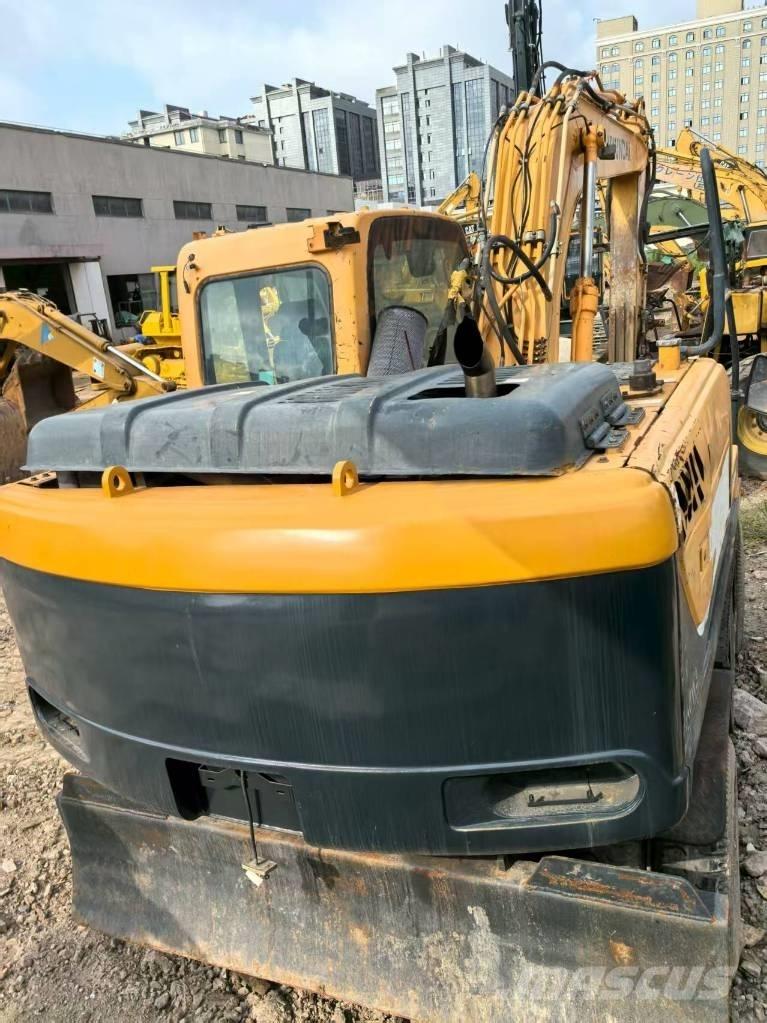 Hyundai R150W Колесни екскаватори