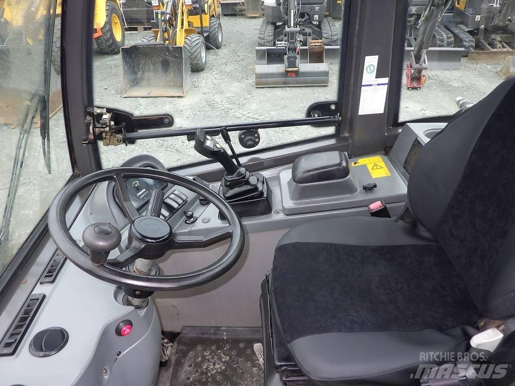 Volvo L 25 B Колесни товарачи