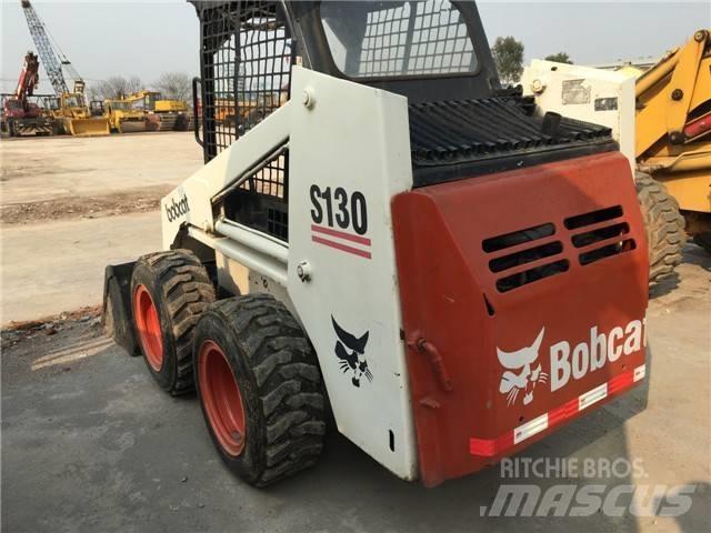 Bobcat S 130 Мини товарачи

