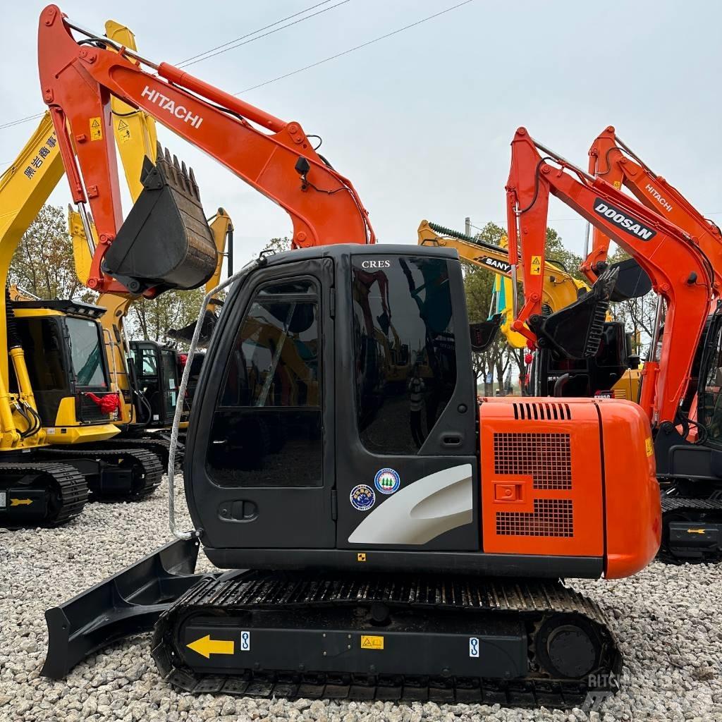 Hitachi ZX60 Мини екскаватори < 7 т