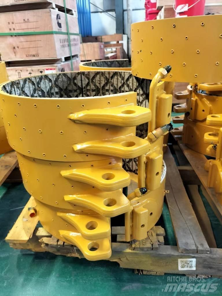 Komatsu D155 Спирачки
