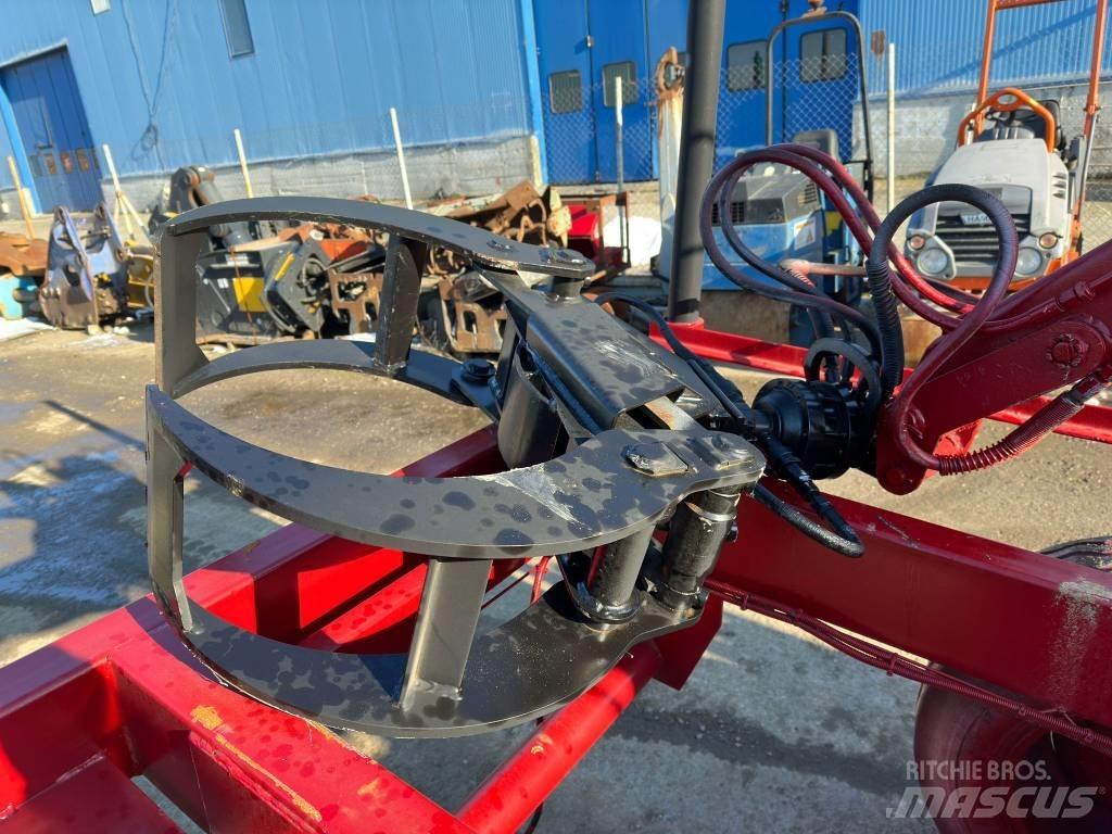 Fliegl Twin Axle За превоз на дървени трупи