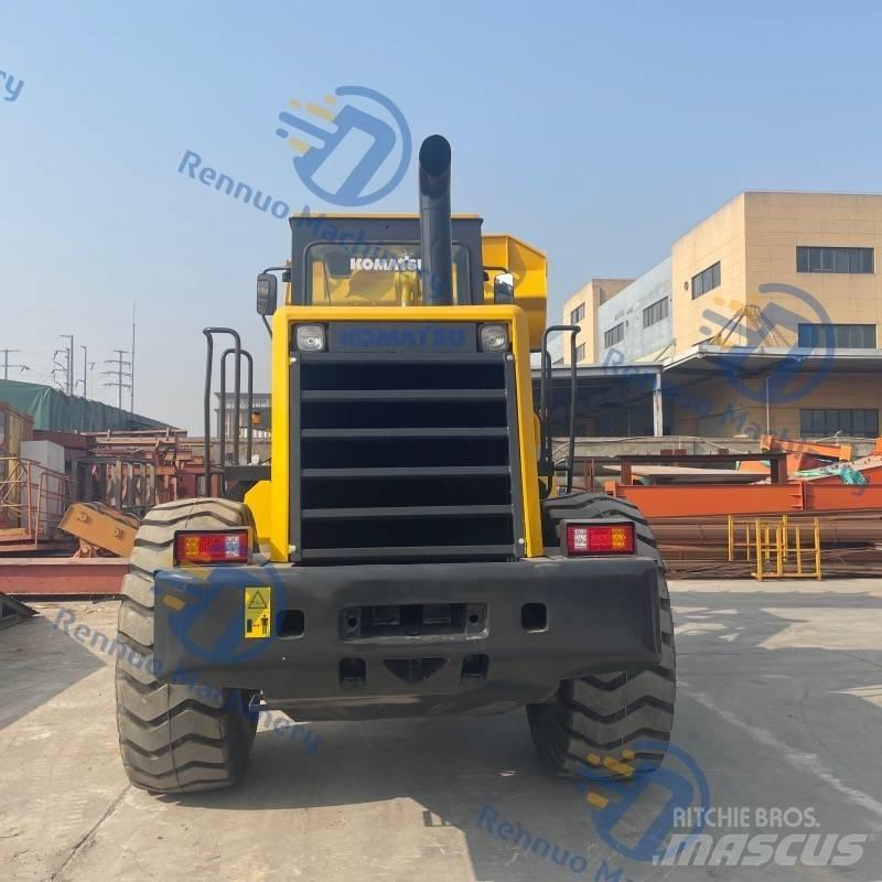 Komatsu WA380 Колесни товарачи