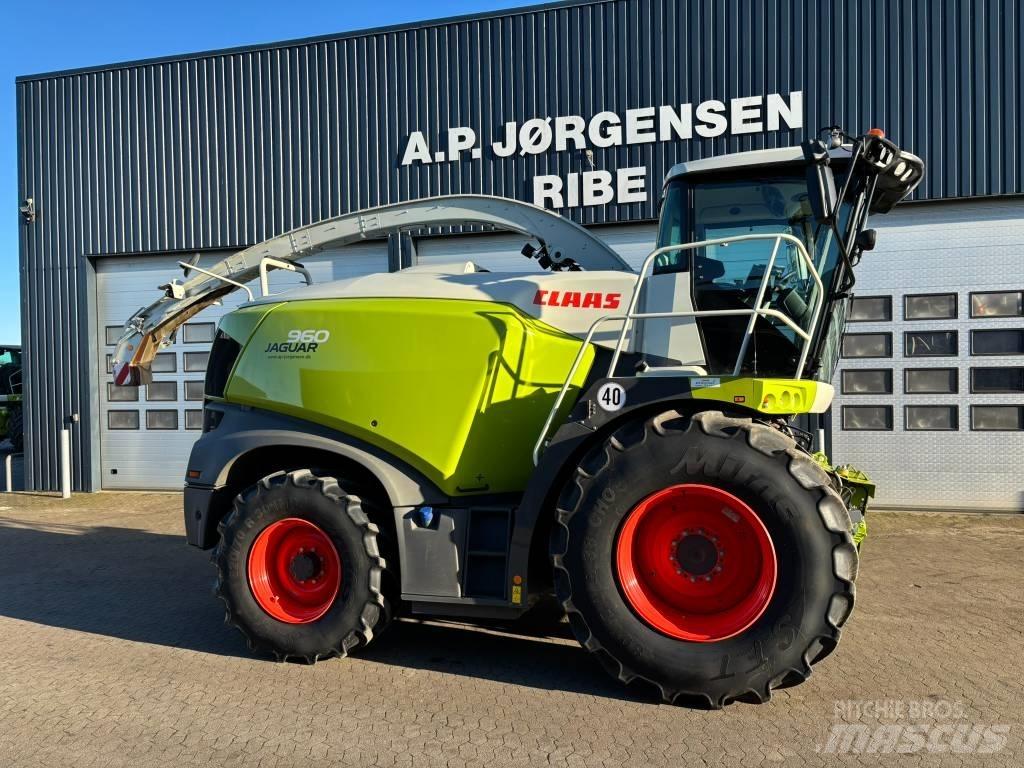 CLAAS Jaguar 960 4WD Самоходни фуражири
