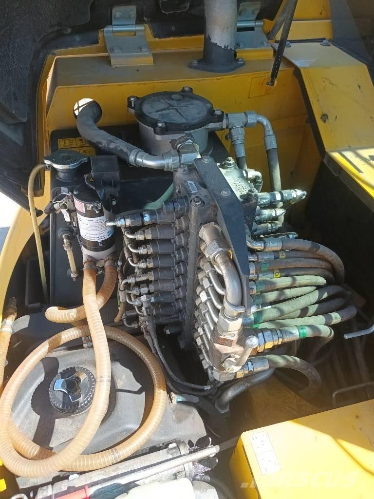 Komatsu PC 80 MR-3 Средни екскаватори 7т - 12т