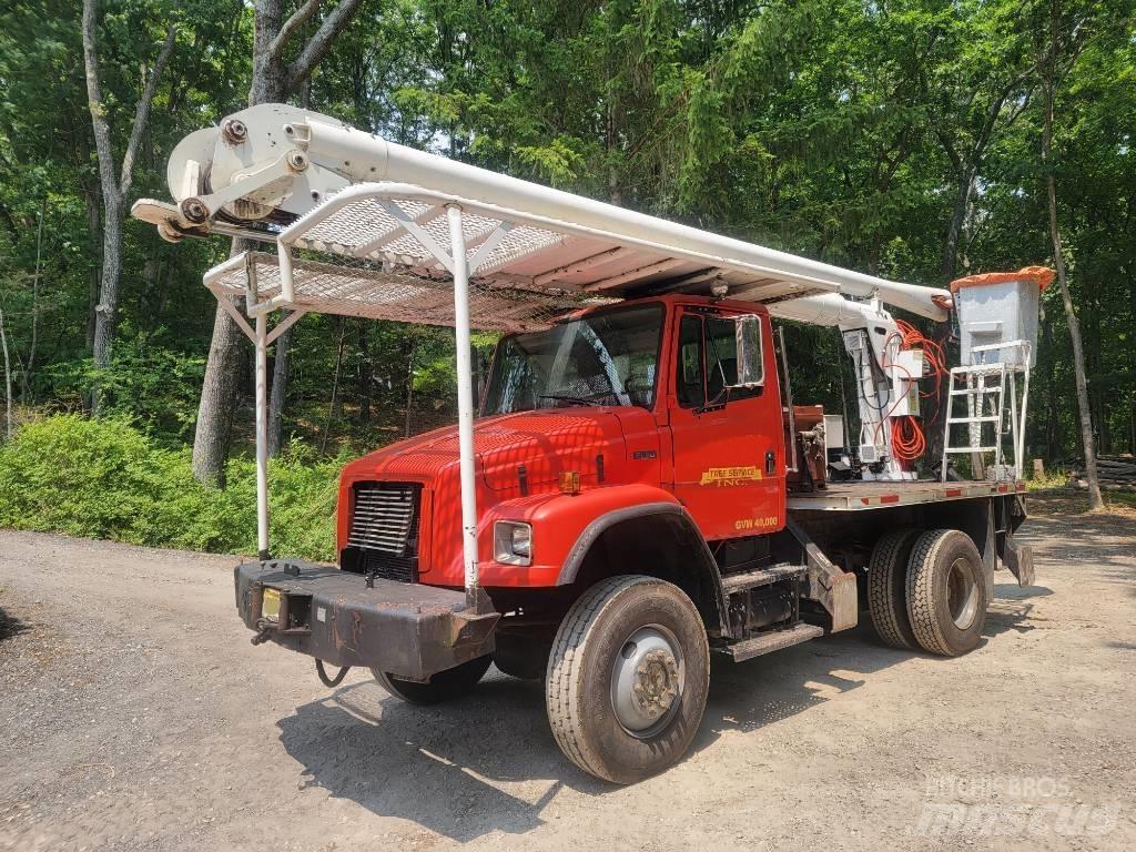 Freightliner FL80 Телескопични повдигачи

