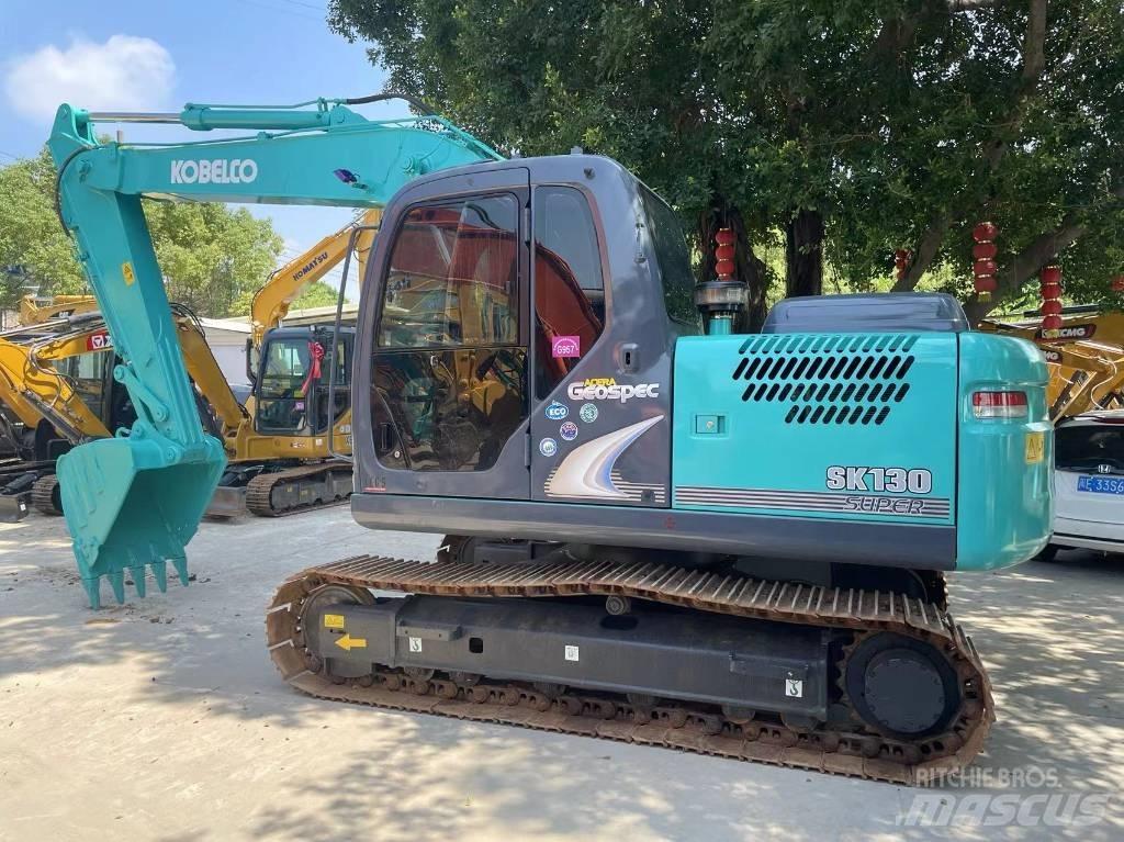 Kobelco SK130-8 Средни екскаватори 7т - 12т