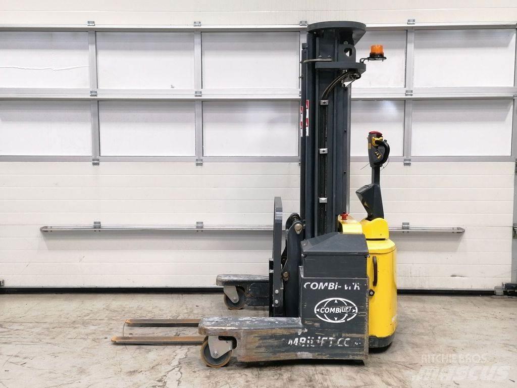 Combilift WR4 Страничен товарач